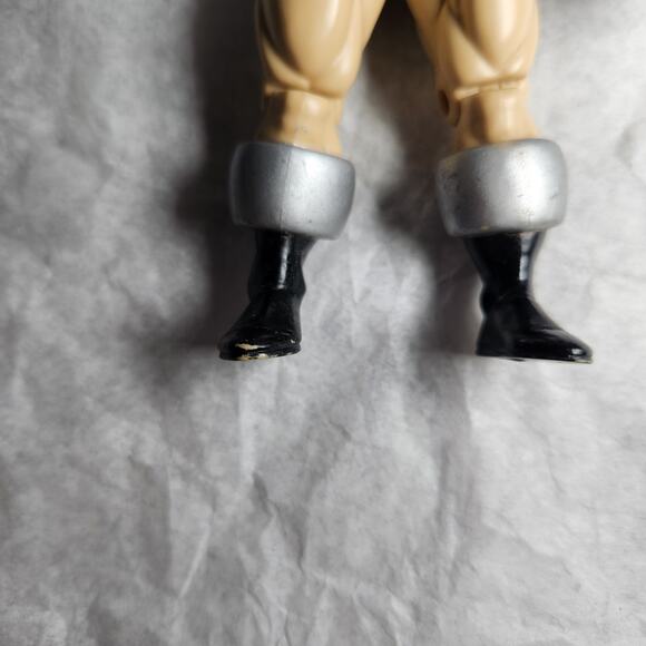 Toy Biz Vintage X-Men Logan Wolverine With Eye Patch And Quark 5" Action Figures - Picture 7 of 8